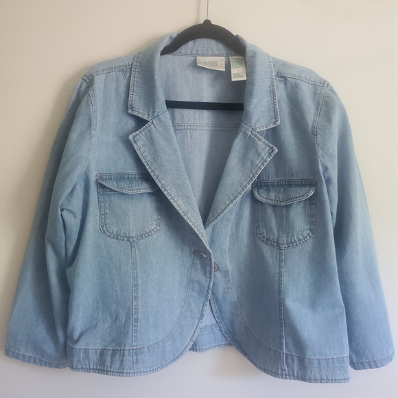 bill blass Jackets & Blazers - Vintage Bill Blass Lightweight Blue Jean jacket